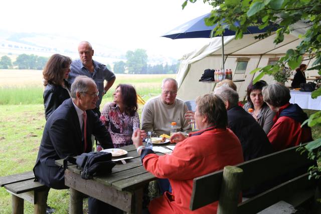 Freiluftgottesdienst an der Milchbrinkhütte in Capellenhagen