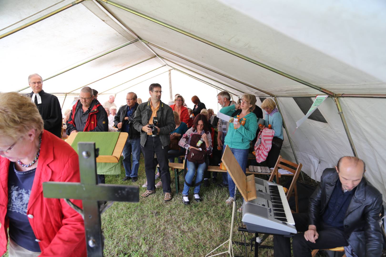 Freiluftgottesdienst an der Milchbrinkhütte in Capellenhagen