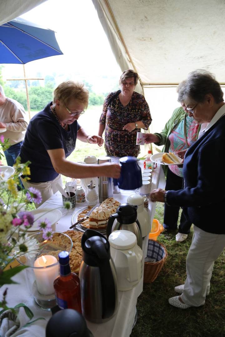 Freiluftgottesdienst an der Milchbrinkhütte in Capellenhagen