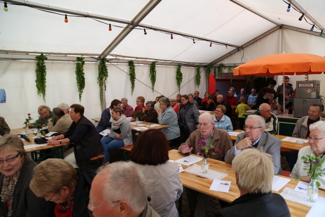 Gottesdienst zum Abschluss des Dorffestes in Fölziehausen.