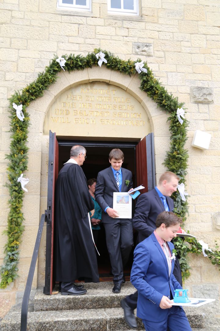 Konfirmation in der St. Franziskuskirche zu Coppengrave