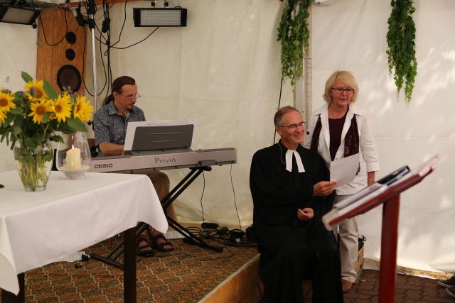 Gottesdienst zum Abschluss des Dorffestes in Fölziehausen.