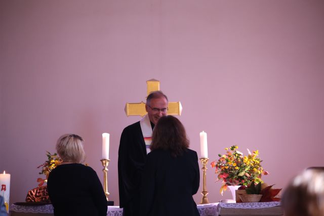 Erntedankfest und Einführung der Kirchenvorsteher in Weenzen