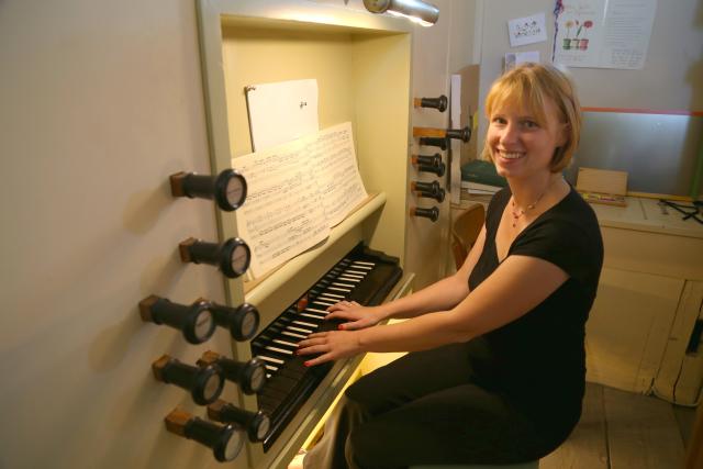 Orgel Plus Konzert mit Kreiskantorin Christina Kothen in Hoyershausen