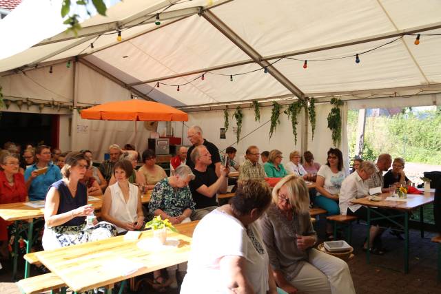 Gottesdienst zum Abschluss des Dorffestes in Fölziehausen.