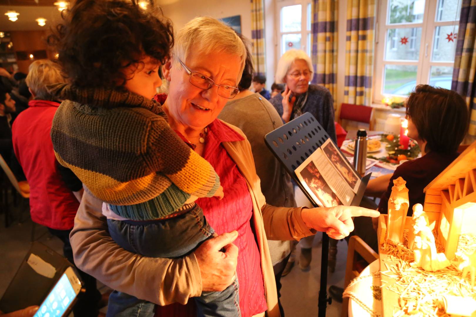 Weihnachtsfeier für Flüchtlinge