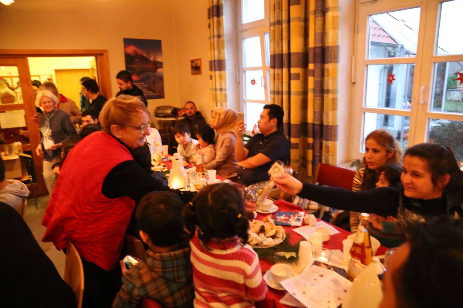 Weihnachtsfeier für Flüchtlinge