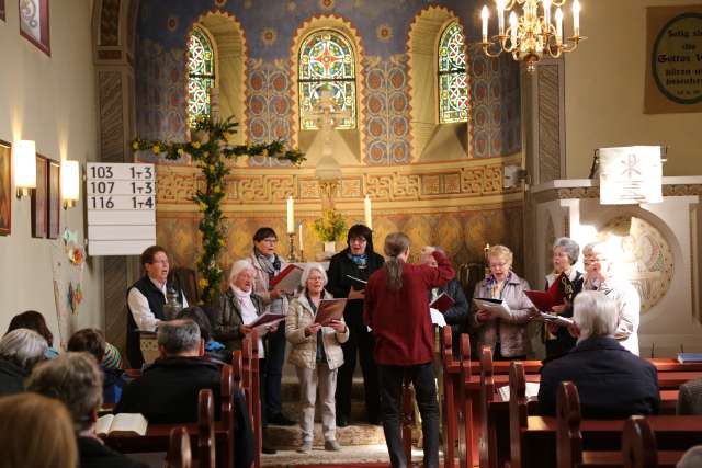 Ostergottesdienst mit Chor am Ostermontag in Coppengrave