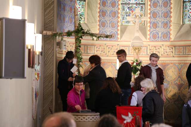 Beichtgottesdienst zur Konfirmation in der St. Franziskuskirche