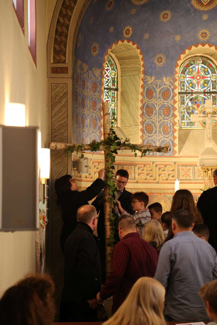 Beichtgottesdienst zur Konfirmation in der St. Franziskuskirche