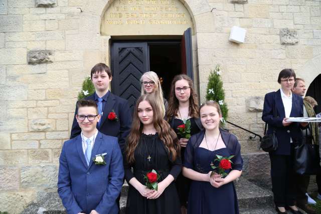 Konfirmation in der St. Franziskuskirche (ausführlich)