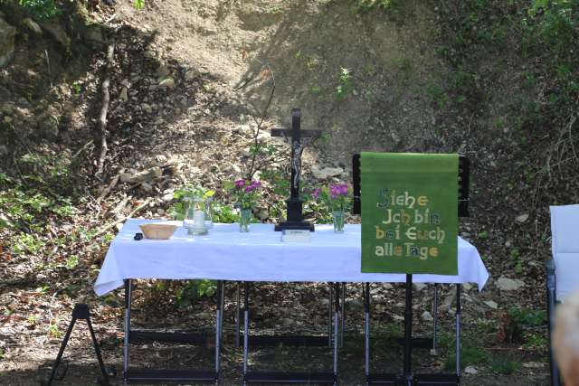 Mittsommergottesdienst am Leineberglandbalkon