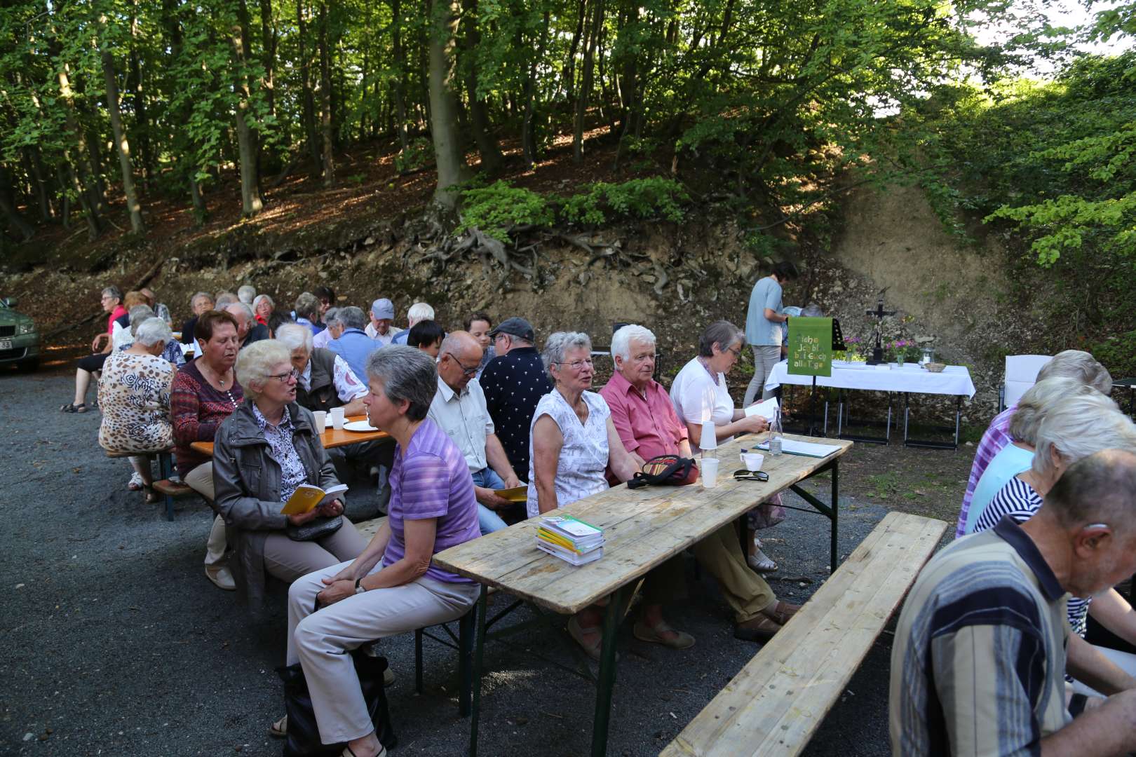 Mittsommergottesdienst am Leineberglandbalkon