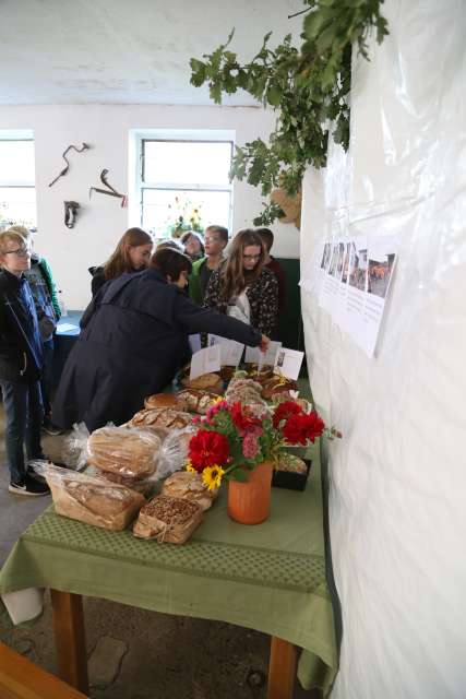 Ökumenisches Erntedankfest in Fölziehausen