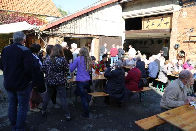 Ökumenisches Erntedankfest in Fölziehausen