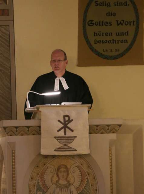 Chor singt im Festgottesdienst am 2. Weihnachtstag in Coppengrave