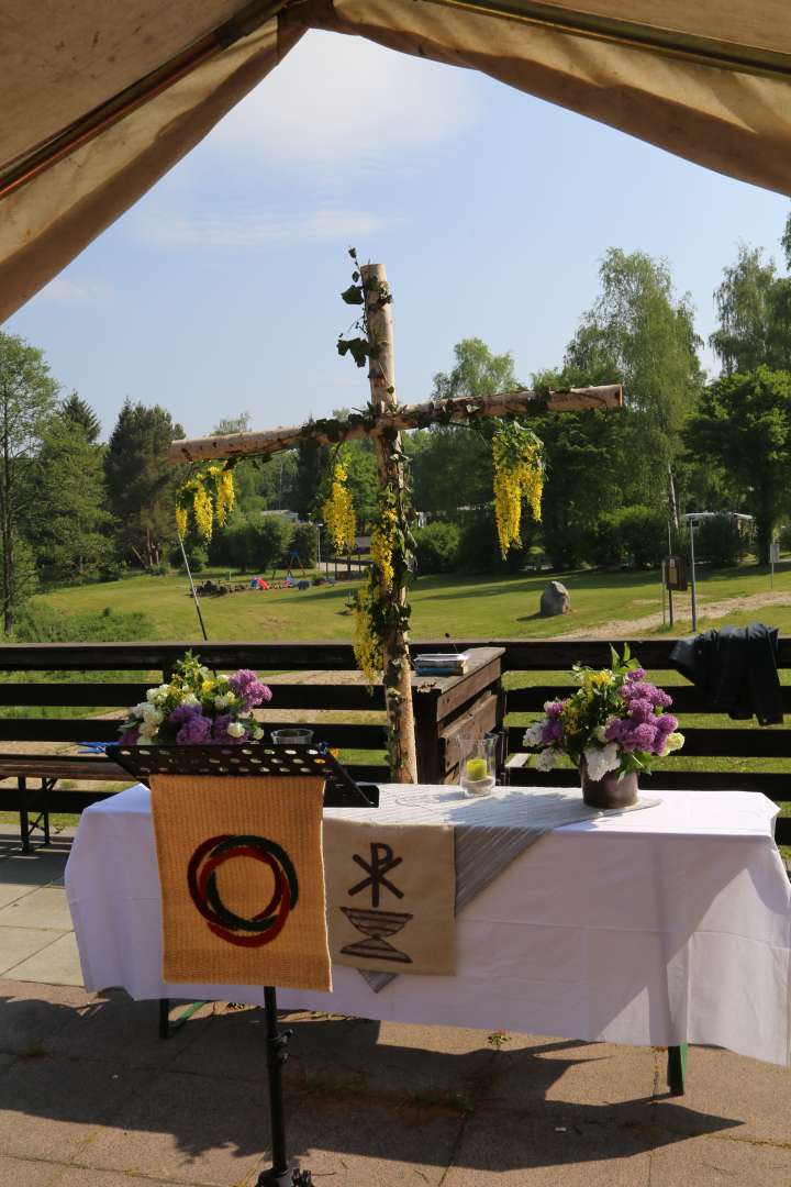 Gottesdienst zu Himmelfahrt am Humboldtsee