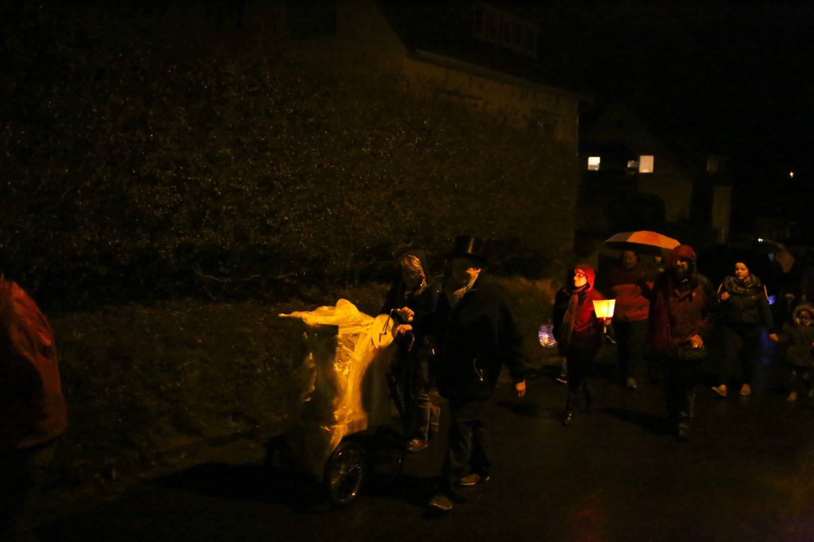 Martinsandacht mit Laternenumzug