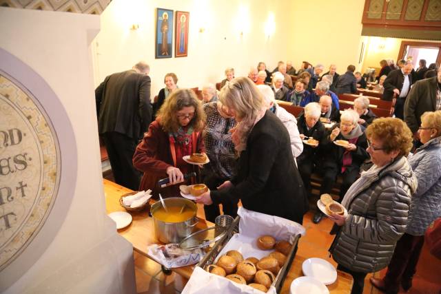 Weihe der St. Franziskuskirche nach der Renovierung durch Superintendentin Henking