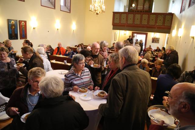 Weihe der St. Franziskuskirche nach der Renovierung durch Superintendentin Henking