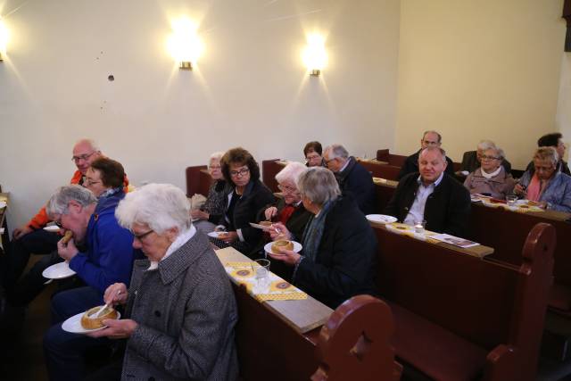 Weihe der St. Franziskuskirche nach der Renovierung durch Superintendentin Henking