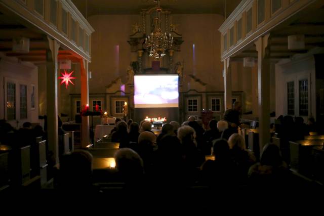 2. Türchen im Lichtergottesdienst in Duingen