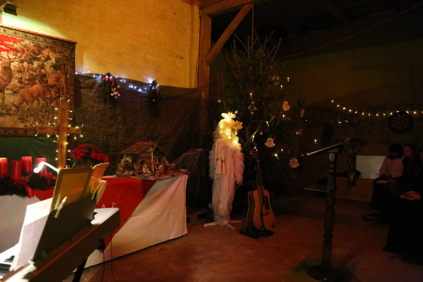 Scheunengottesdienst in Coppengrave - 16. Türchen geöffnet