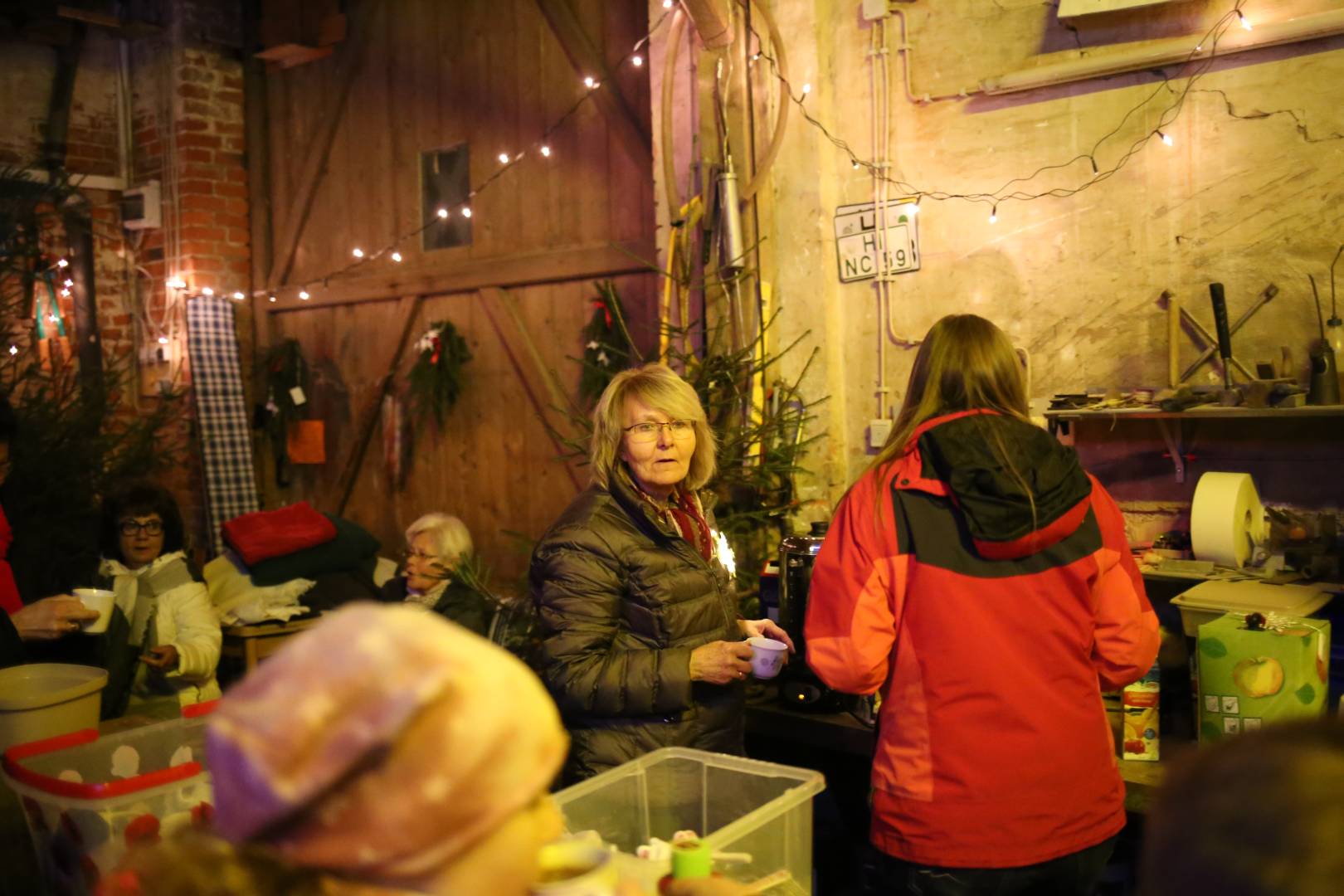 Scheunengottesdienst in Coppengrave - 16. Türchen geöffnet