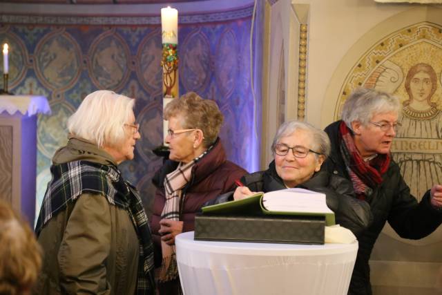 Präsentation der "Handschriftlichen Lutherbibel"