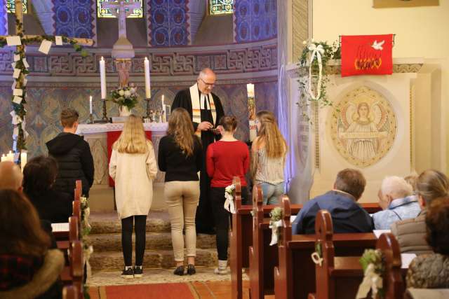 Abendmahlsgottesdienst der Konfirmanden in Coppengrave