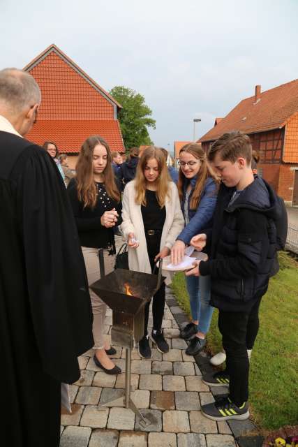 Abendmahlsgottesdienst der Konfirmanden in Coppengrave