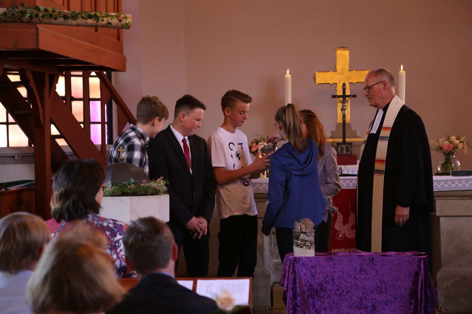 Abendmahlsgottesdienst der Konfirmanden in Weenzen