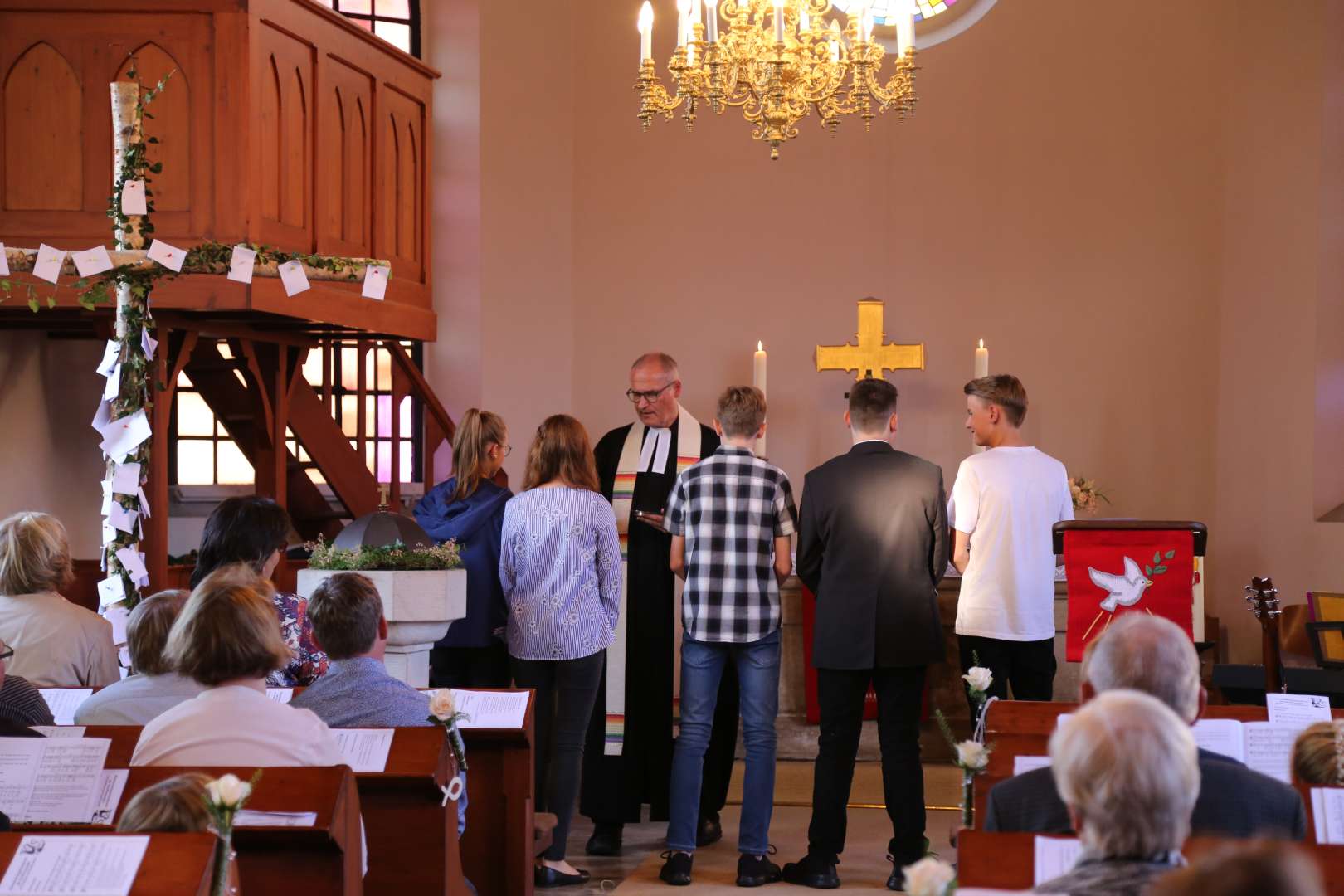 Abendmahlsgottesdienst der Konfirmanden in Weenzen