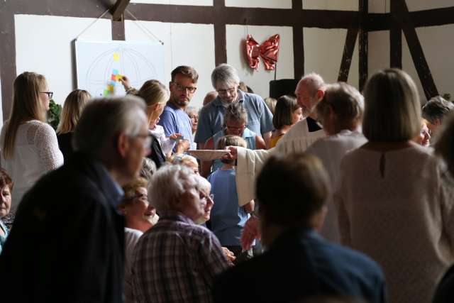 Ökumenischer Pfingstgottesdienst im Reitstall