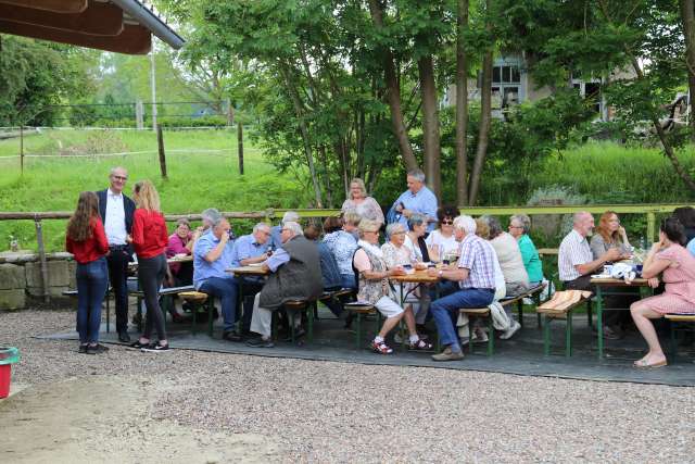 Ökumenischer Pfingstgottesdienst im Reitstall