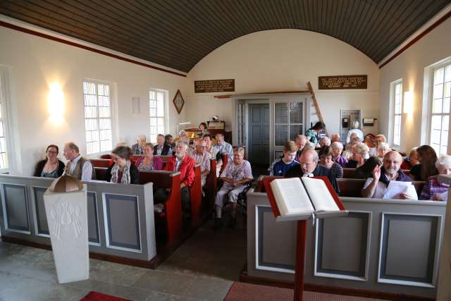 3, Sommerkirche unterwegs zu den Quellen in Fölziehausen