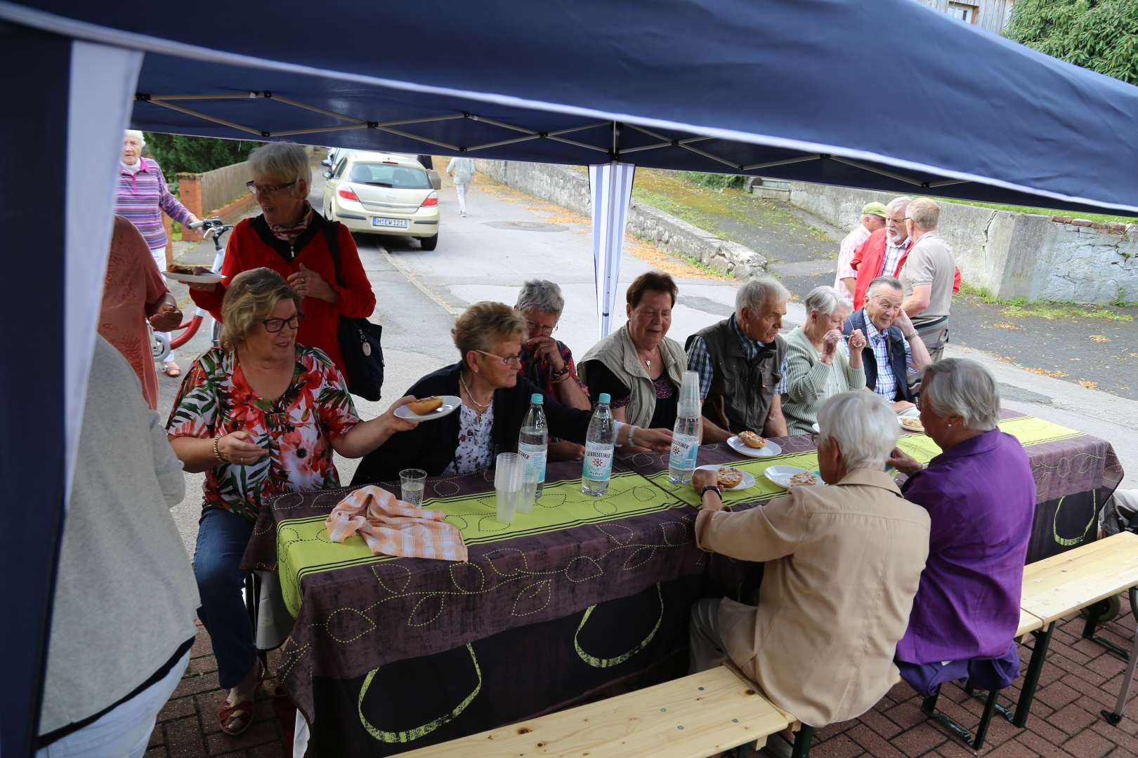 3, Sommerkirche unterwegs zu den Quellen in Fölziehausen