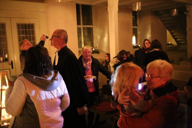 1. Türchen des "Lebendigen Adventskalenders" in der Katharinenkirche