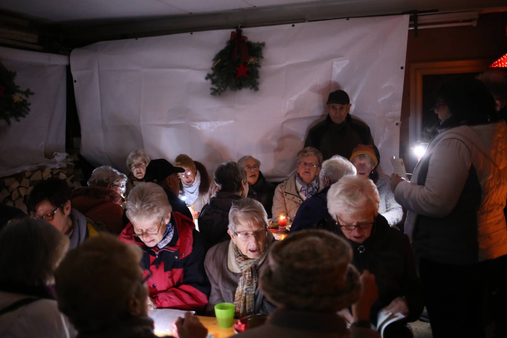 3. Türchen des "Lebendigen Adventskalenders" bei Familie Wöbbekind