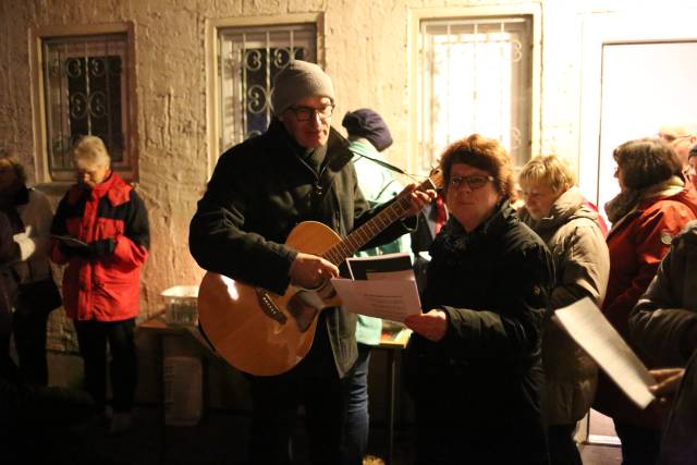 4. Türchen des "Lebendigen Adventskalenders" im Schützenhaus in Duingen