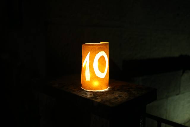 10. Türchen des "Lebendigen Adventskalenders" in der St. Maternuskapelle in Weenzen