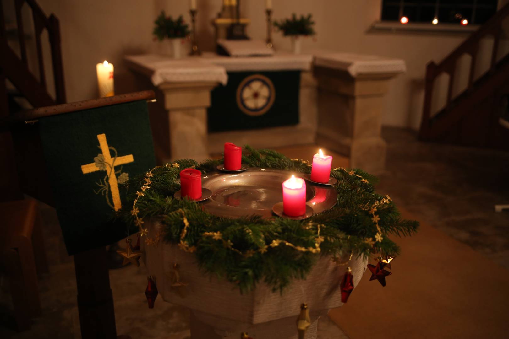 10. Türchen des "Lebendigen Adventskalenders" in der St. Maternuskapelle in Weenzen