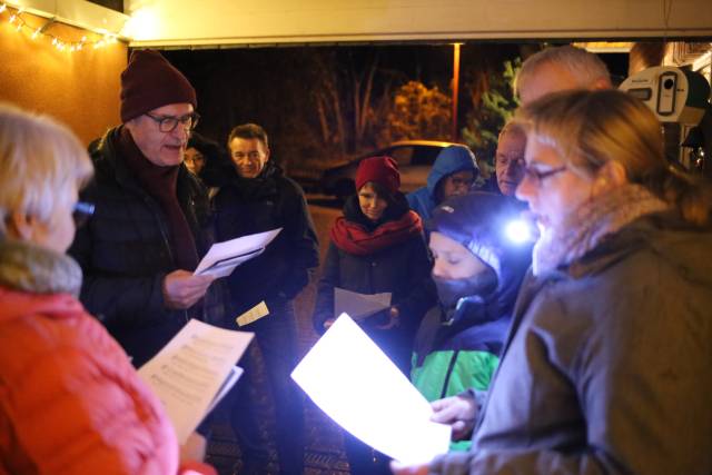 14. Türchen des "Lebendigen Adventskalenders" bei Familie Gieseke in Duingen