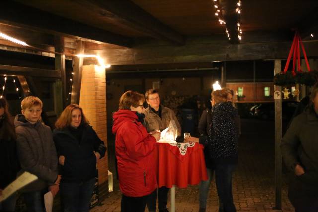 18. Türchen des "Lebendigen Adventskalenders" bei Familie Schulz in Duingen