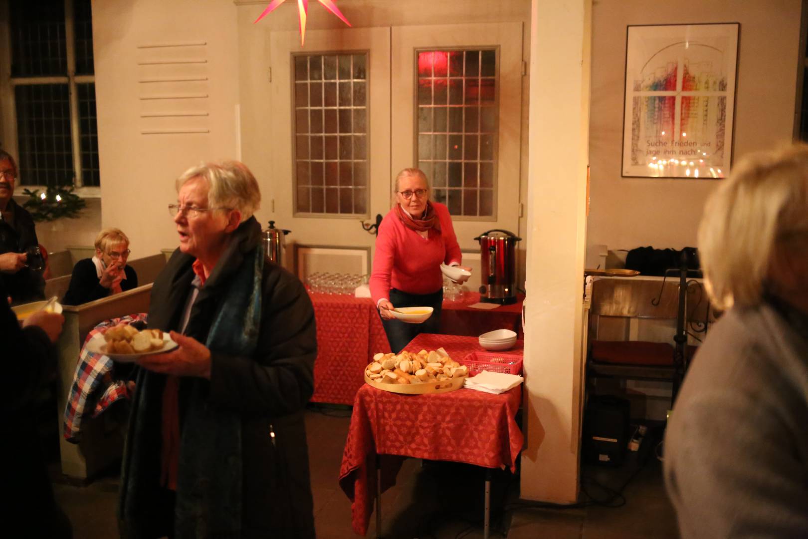 22. Türchen des "Lebendigen Adventskalenders" bei Wort und Gesang in der Katharinenkirche in Duingen