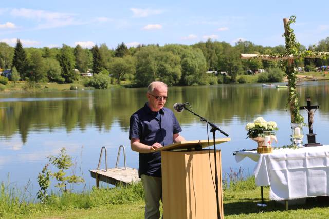 Freiluftgottesdienst am Humboldtsee mit der Verabschiedung von Pastor Podszus