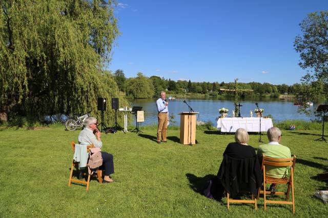 Freiluftgottesdienst am Humboldtsee mit der Verabschiedung von Pastor Podszus