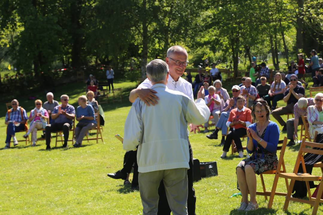 Freiluftgottesdienst am Humboldtsee mit der Verabschiedung von Pastor Podszus