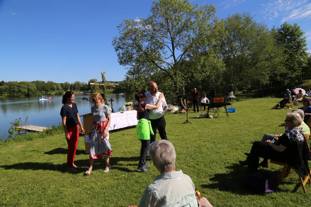 Freiluftgottesdienst am Humboldtsee mit der Verabschiedung von Pastor Podszus