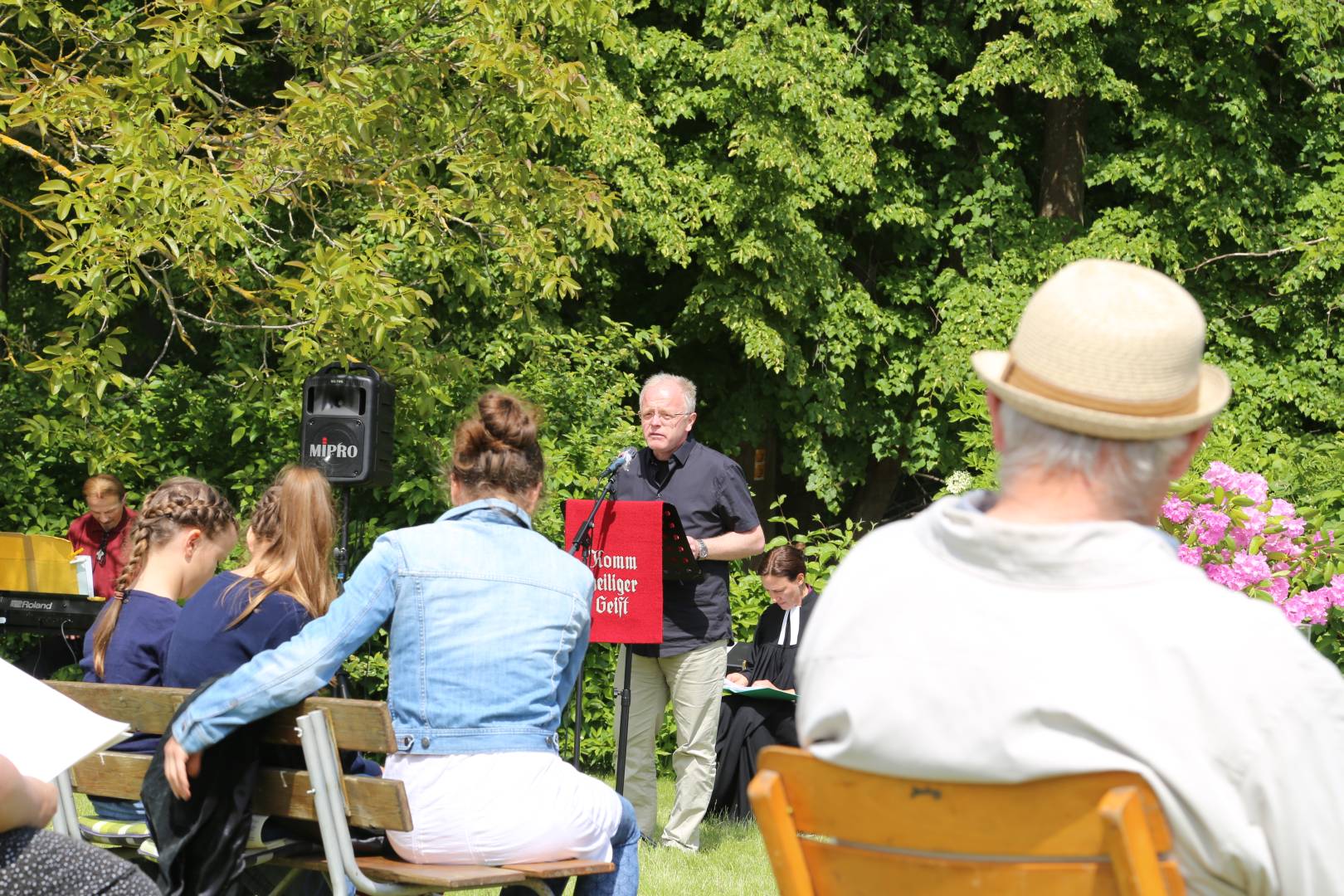 Pfingstgottesdienst im Kleingarten